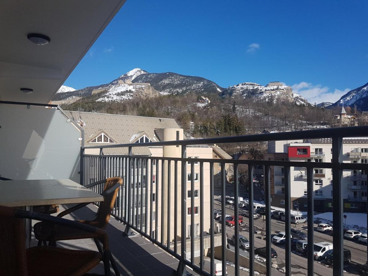 Appartement Le Michel Ange Briancon  Bagian luar foto